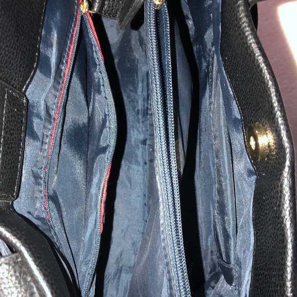 Tommy Hilfiger Black with Gold Star Details Handbag - Picture 9 of 12